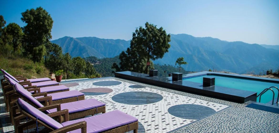 Blue Pine Resort Lansdowne Buitenkant foto